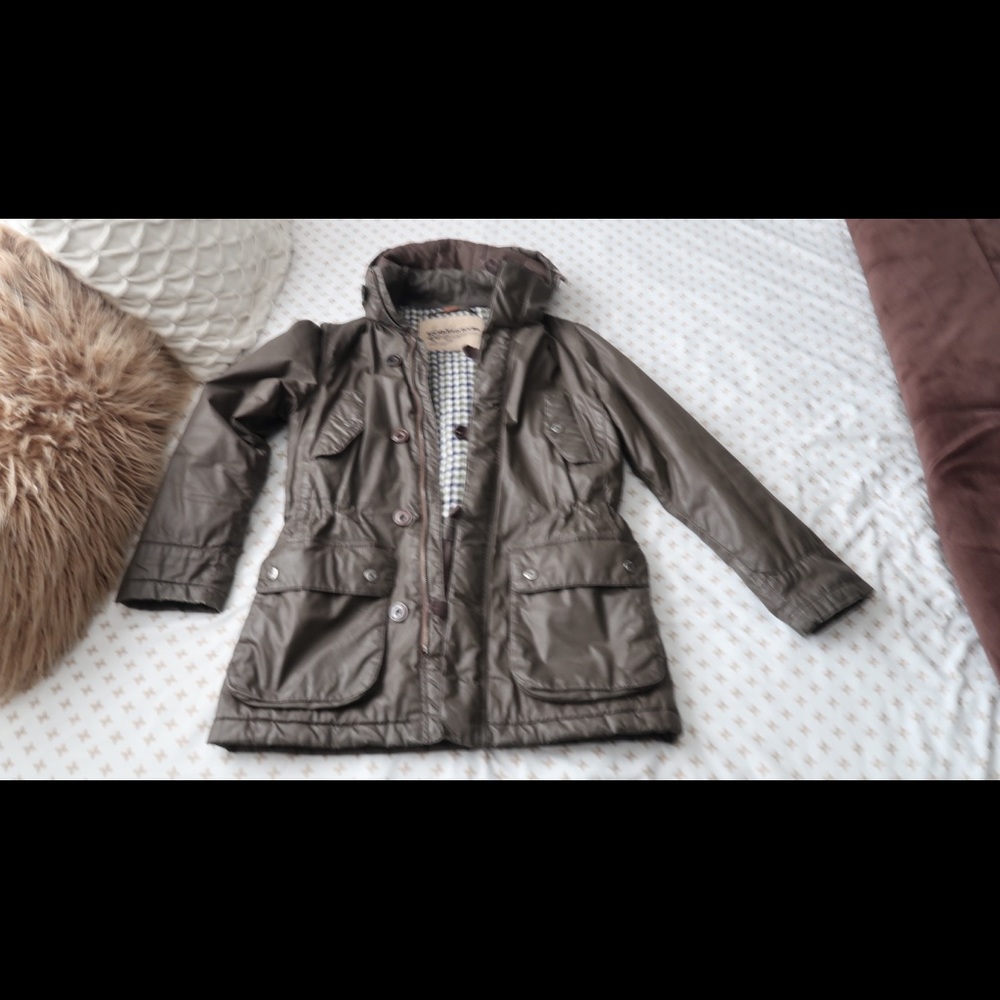 Coat - Picture 4 of 11